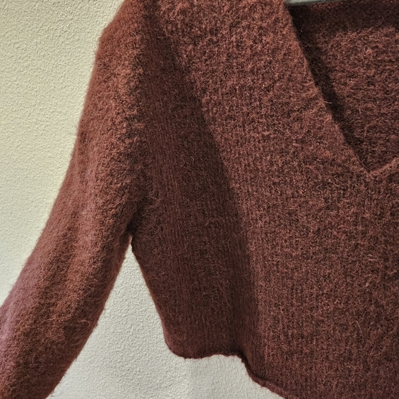 Zara Women's Burgundy Sweater - Picture 5 of 7